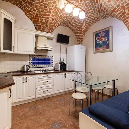 Spirit Of Old Lviv Apartment Main Square מראה חיצוני תמונה
