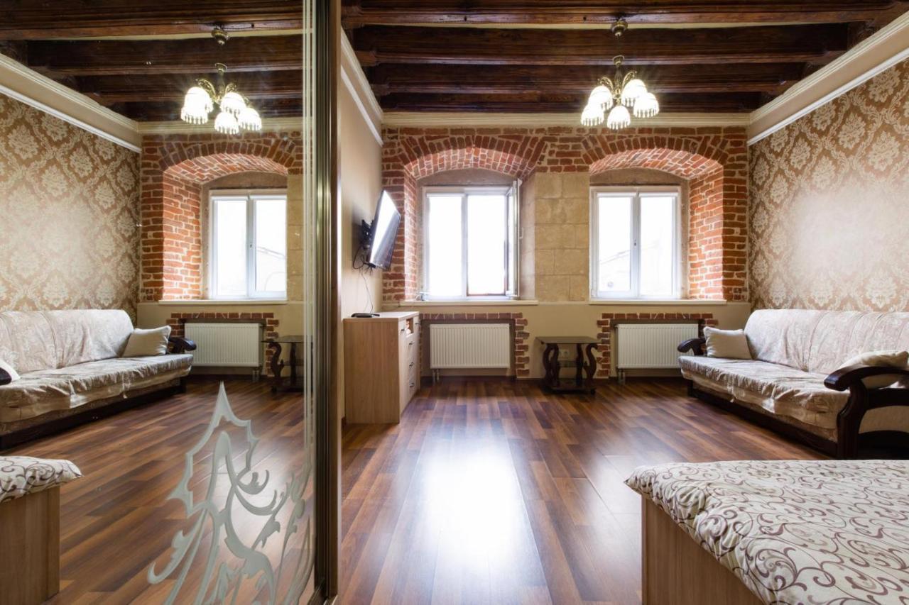 Spirit Of Old Lviv Apartment Main Square מראה חיצוני תמונה