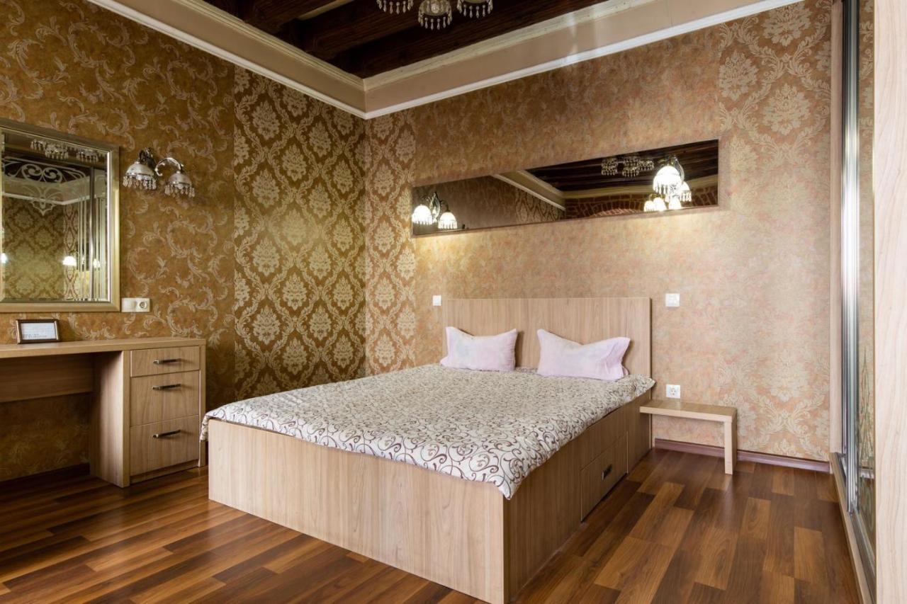 Spirit Of Old Lviv Apartment Main Square מראה חיצוני תמונה